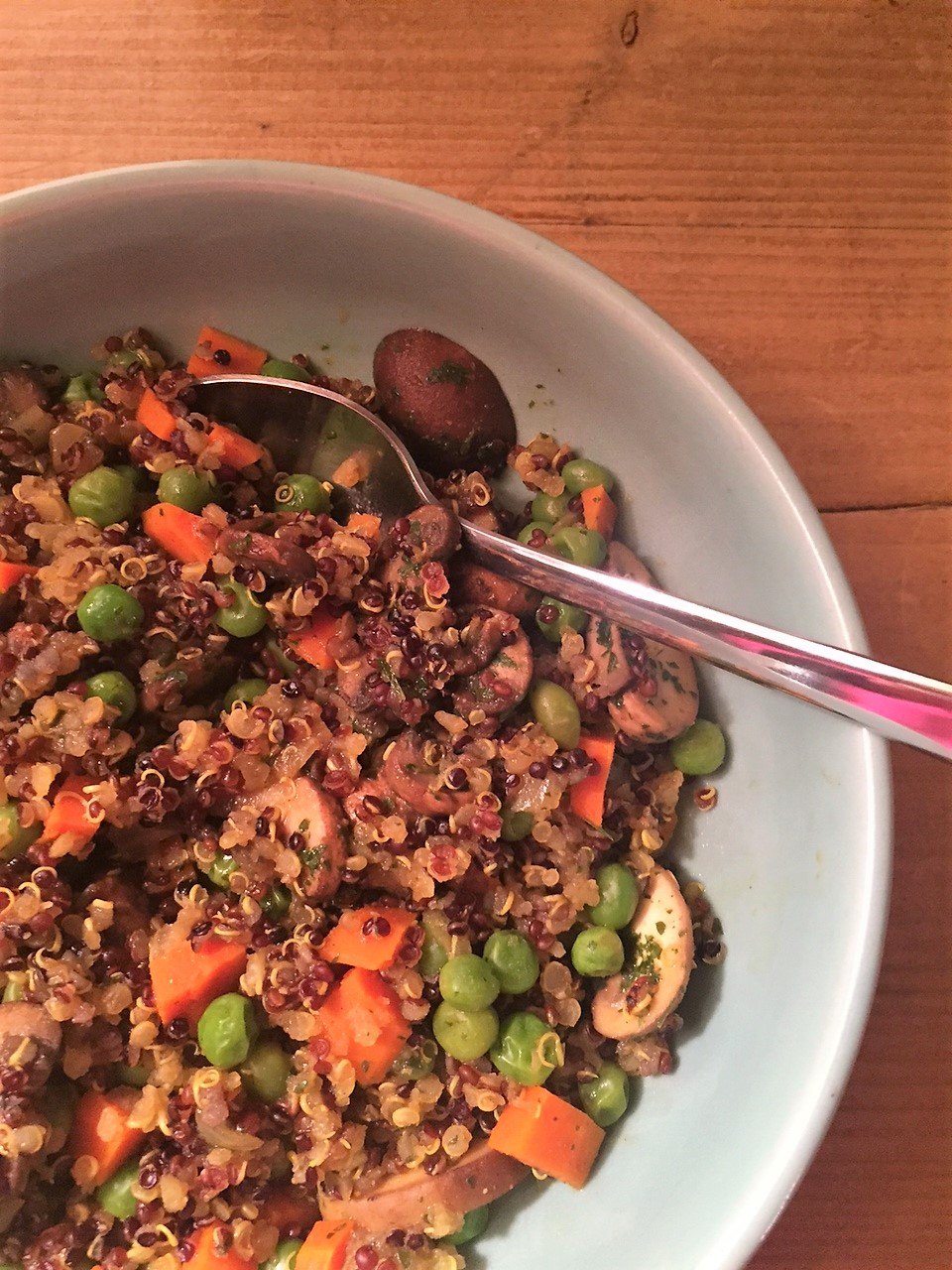 Organic Quinoa with Sweet Peas, Mushrooms, and Shallot Simply Ghee